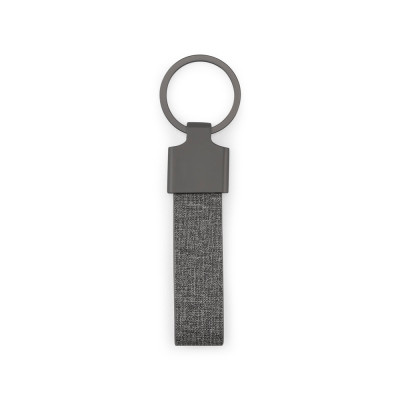 RAVEN. Rectangular-shaped keyring made of metal and recycled pet (30 recycled)